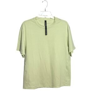Lululemon Relaxed Fit Train Shirt Mens Small Short Sleeve